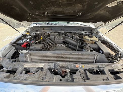 Used 2016 Ford F250 Platinum w/ FX4 Off-Road Package image 33