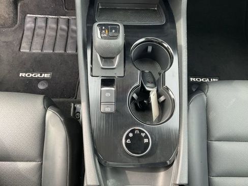 Certified 2023 Nissan Rogue SV w/ SV Premium Package image 26