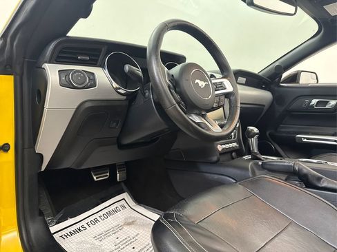 Used 2015 Ford Mustang Premium RWD image 32
