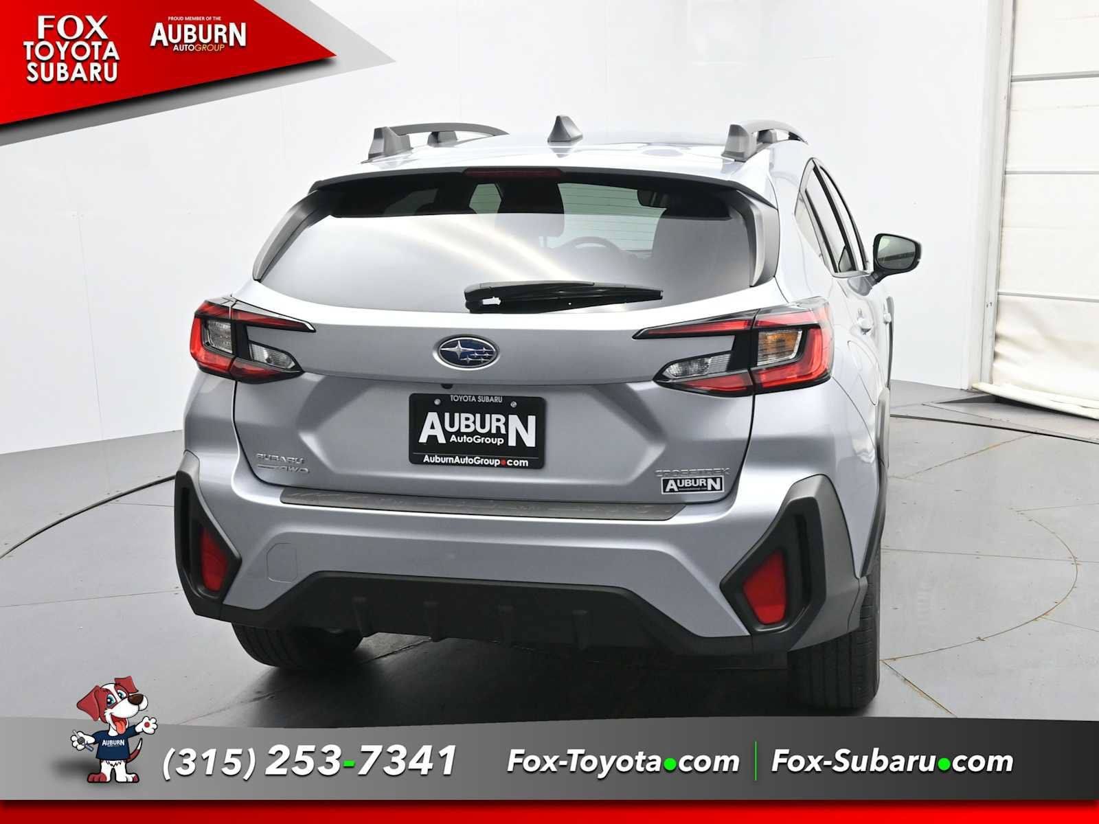 Used 2024 Subaru Crosstrek 2.0i Premium AWD/4WD image 4