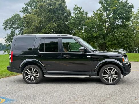 Used 2016 Land Rover LR4 HSE LUX AWD/4WD image 11