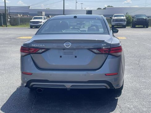 Used 2023 Nissan Sentra SR w/ SR Premium Package FWD image 4