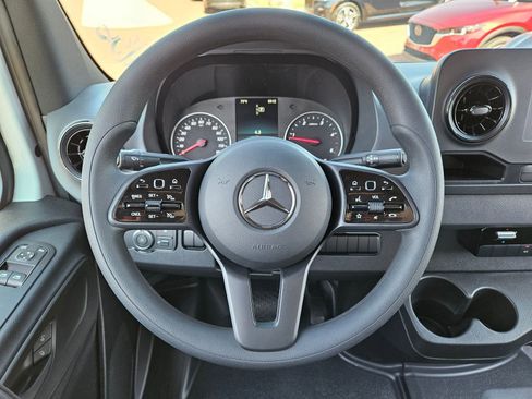 New 2024 Mercedes-Benz Sprinter 3500 image 19