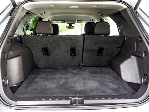 Used 2024 Chevrolet Equinox LT image 30