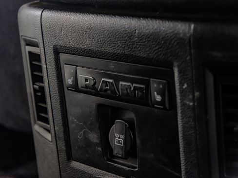 Used 2018 RAM 3500 Laramie w/ Protection Group AWD/4WD image 31