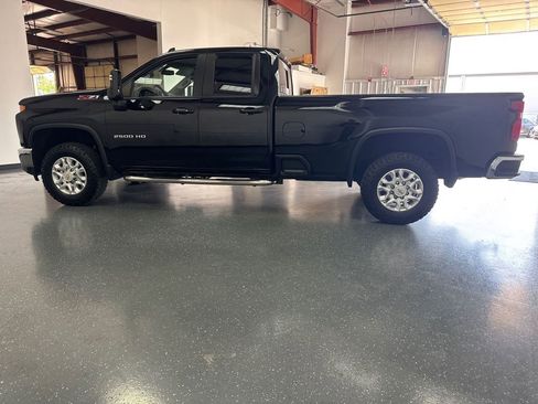 Used 2022 Chevrolet Silverado 2500 LT w/ All Star Edition image 5