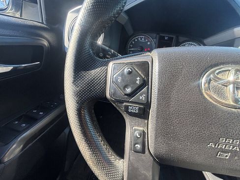 Used 2021 Toyota Tacoma TRD Sport w/ Technology Package RWD image 22