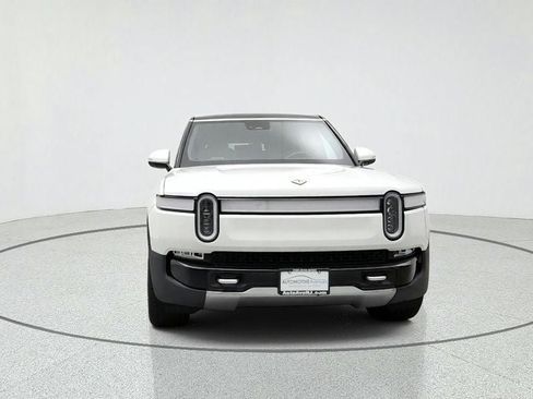Used 2022 Rivian R1S Launch Edition Quad AWD/4WD image 2