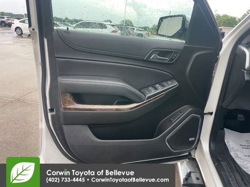 Used 2018 Chevrolet Suburban LT w/ LT Signature Package AWD/4WD image 18