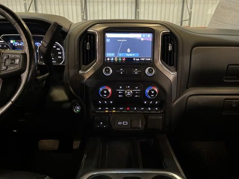 Used 2020 GMC Sierra 1500 Denali w/ Denali Ultimate Package AWD/4WD image 17