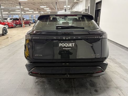 Used 2023 Nissan Ariya AWD image 5