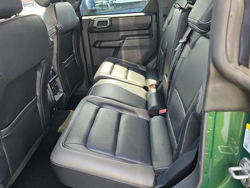Used 2025 Ford Bronco Outer Banks image 14