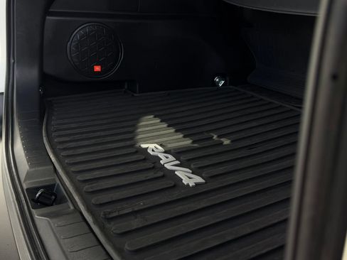 Certified 2021 Toyota RAV4 Limited AWD/4WD image 27