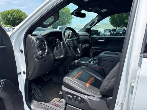 Used 2021 GMC Sierra 1500 AT4 AWD/4WD image 9