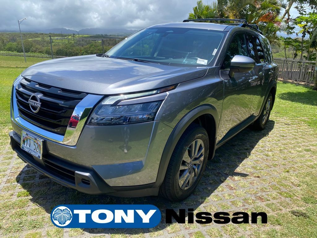 Used 2024 Nissan Pathfinder SV FWD image 13