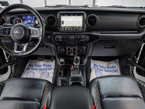 Used 2022 Jeep Wrangler Unlimited Sahara AWD/4WD image 24