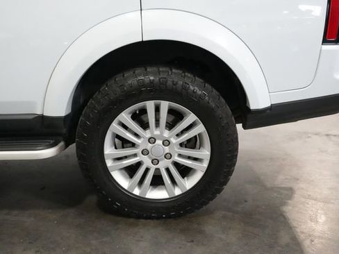 Used 2016 Land Rover LR4 HSE LUX AWD/4WD image 10