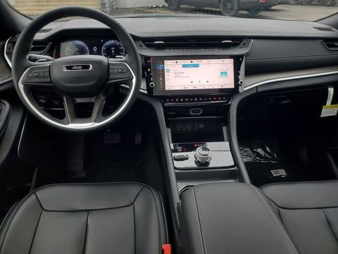 New 2026 Jeep Grand Cherokee L Limited image 16