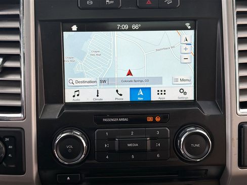 Used 2017 Ford F250 Lariat w/ Lariat Ultimate Package AWD/4WD image 22