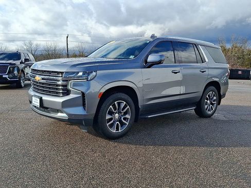 Used 2022 Chevrolet Tahoe LT w/ LT Signature Package image 6