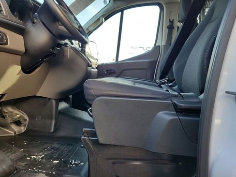 Certified 2024 Ford Transit 250 Low Roof w/ Exterior Upgrade Package image 17