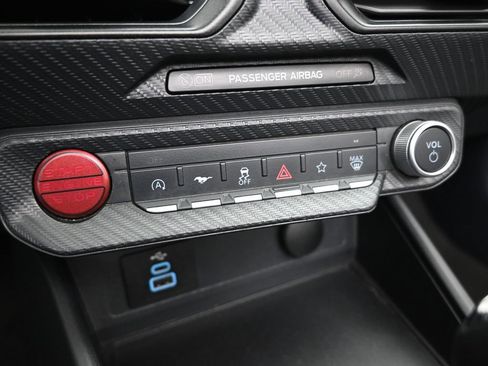 Used 2024 Ford Mustang Convertible image 17