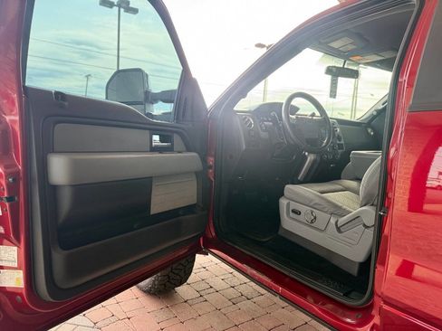 Used 2014 Ford F150 XLT w/ Equipment Group 302A Luxury image 23