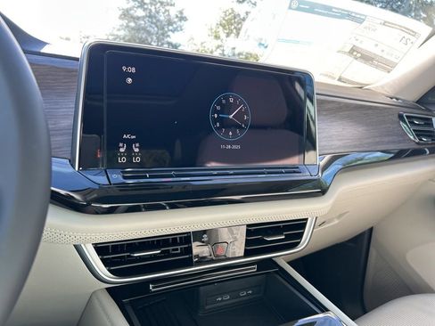 New 2026 Volkswagen Atlas SEL Premium R-Line AWD/4WD image 32