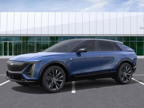 New 2025 Cadillac Lyriq Sport image 5