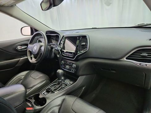 Used 2019 Jeep Cherokee Limited AWD/4WD image 27