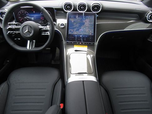 New 2026 Mercedes-Benz GLC 300 4MATIC image 32