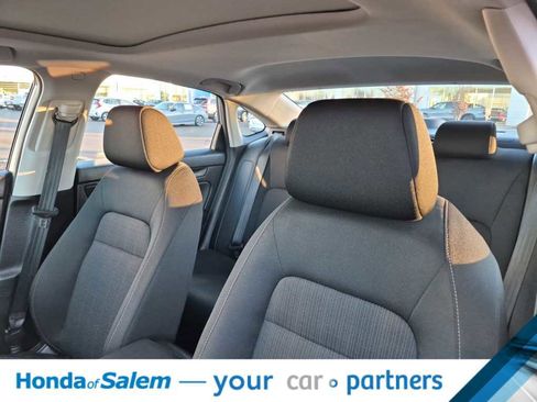 Used 2024 Honda Civic EX image 11