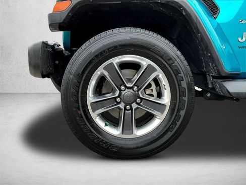 Used 2020 Jeep Wrangler Unlimited Sahara image 10
