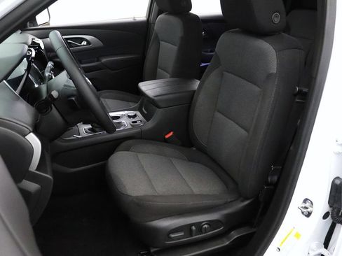 Used 2023 Chevrolet Traverse LT w/ LPO, Floor Liner Package AWD/4WD image 11