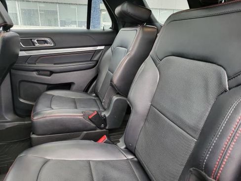 Used 2019 Ford Explorer Sport w/ Equipment Group 401A image 12