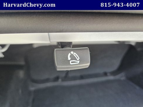 Used 2023 Chevrolet Malibu LT FWD image 32