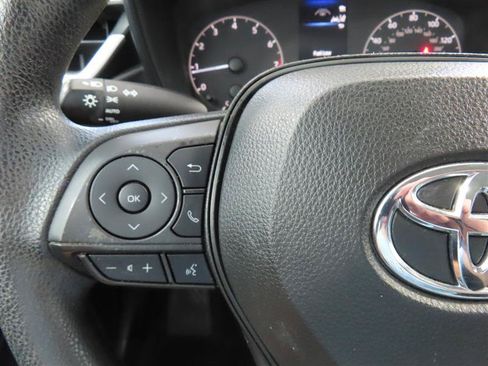 Used 2023 Toyota Corolla LE FWD image 16