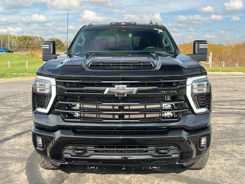 Used 2024 Chevrolet Silverado 3500 LT w/ Midnight Edition image 47