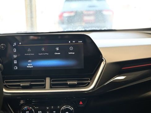 New 2026 Chevrolet Trax RS w/ Sunroof Package FWD image 15