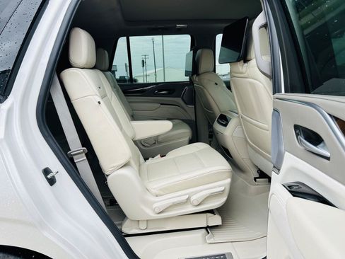 Used 2024 Cadillac Escalade Sport Platinum AWD/4WD image 40