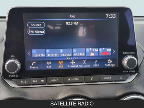 Used 2022 Nissan Sentra SV FWD image 21