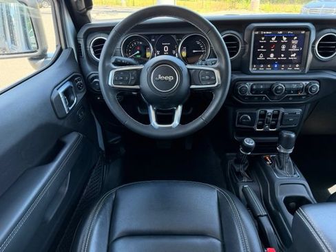 Used 2023 Jeep Wrangler Unlimited Sahara w/ Cold Weather Group AWD/4WD image 12