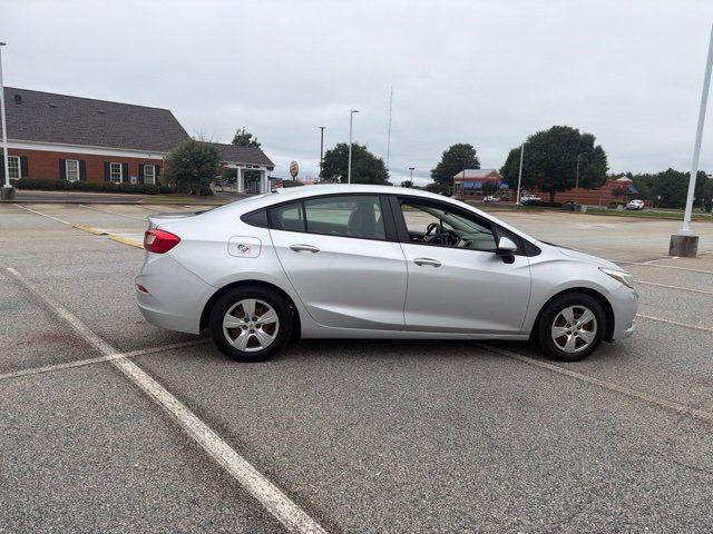 Used 2017 Chevrolet Cruze LS FWD image 9