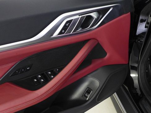 Used 2023 BMW i4 eDrive35 image 12