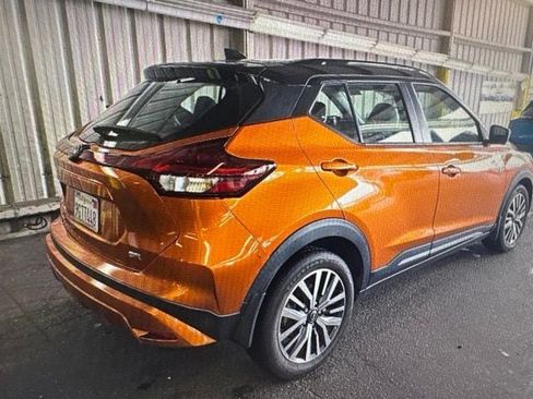 Certified 2023 Nissan Kicks SR w/ SR Premium Package FWD image 6