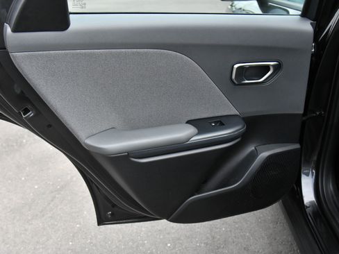 Used 2025 Kia K4 EX image 36