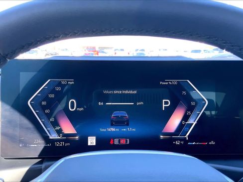 Certified 2025 BMW 330i Sedan image 23