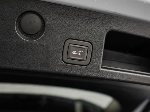 New 2026 Chevrolet Equinox RS w/ Convenience Package III image 9