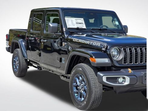 New 2026 Jeep Gladiator Mojave AWD/4WD image 39