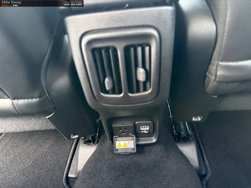 Used 2019 Jeep Compass Limited w/ Safety & Security Group AWD/4WD image 29